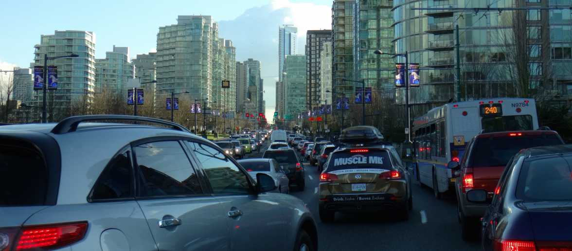 Traffic Jam in Vancouver - congestion pricing - by https://www.flickr.com/photos/401forester/