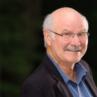 Michael Harcourt, Ancien premier ministre de la Colombie-Britannique; ancien maire de Vancouver Michael Harcourt